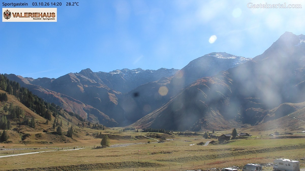 Archived image Webcam Alpine Restaurant Valeriehaus