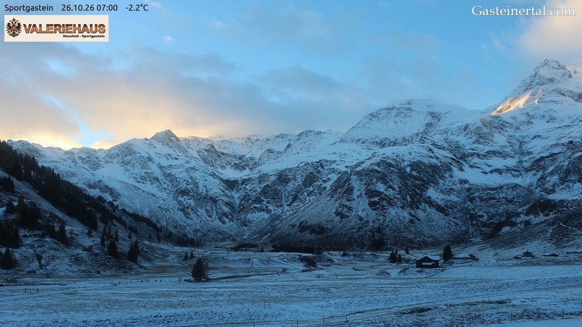Archived image Webcam Alpine Restaurant Valeriehaus