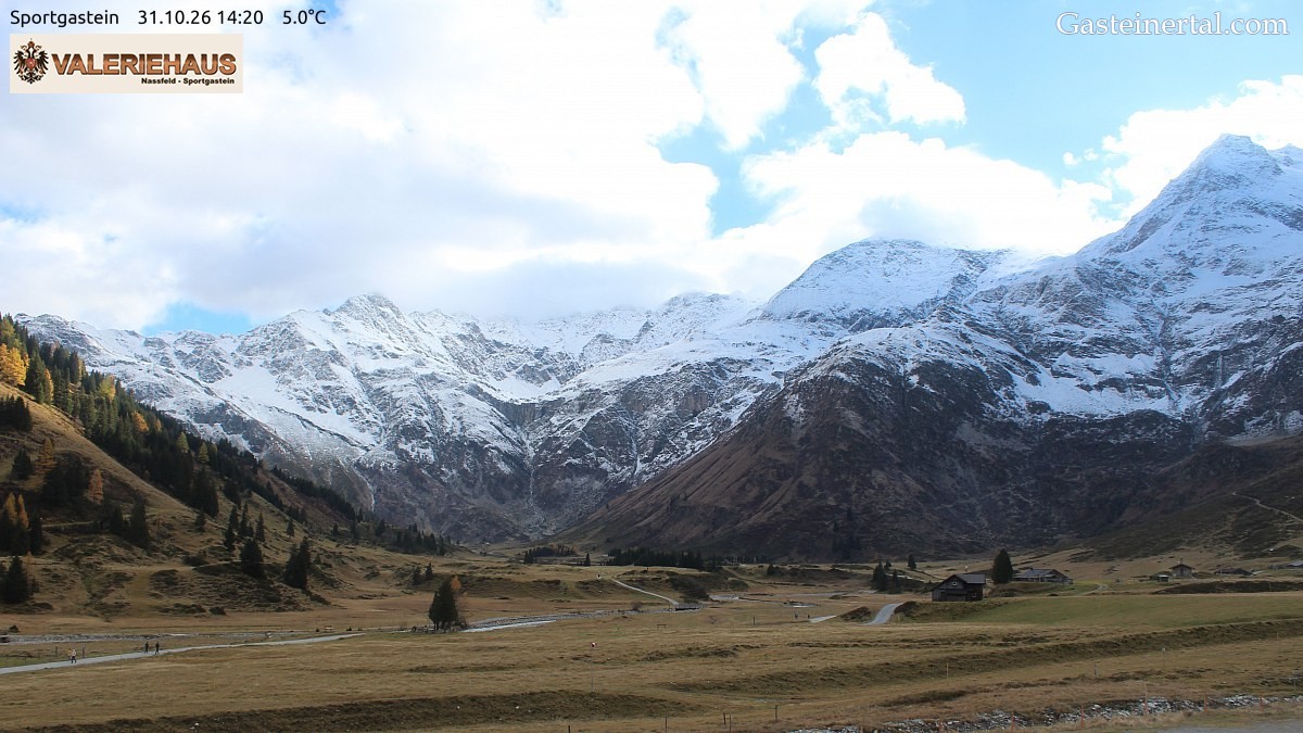 Archived image Webcam Alpine Restaurant Valeriehaus