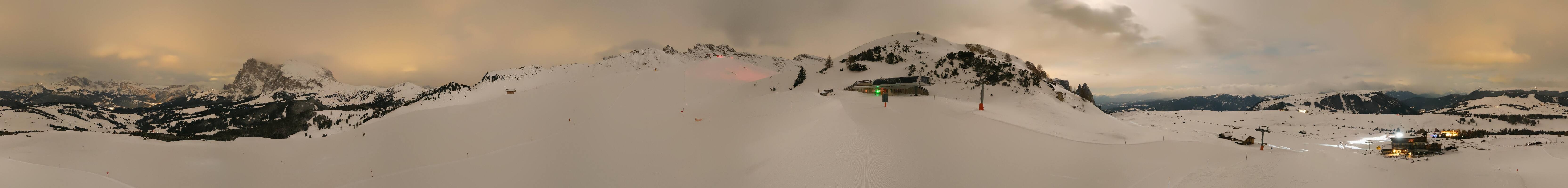 Archiv Foto Webcam Goldknopf auf der Seiser Alm