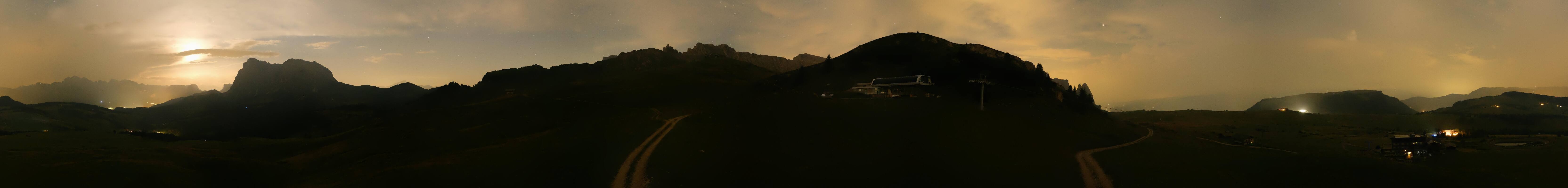 Archiv Foto Webcam Goldknopf auf der Seiser Alm