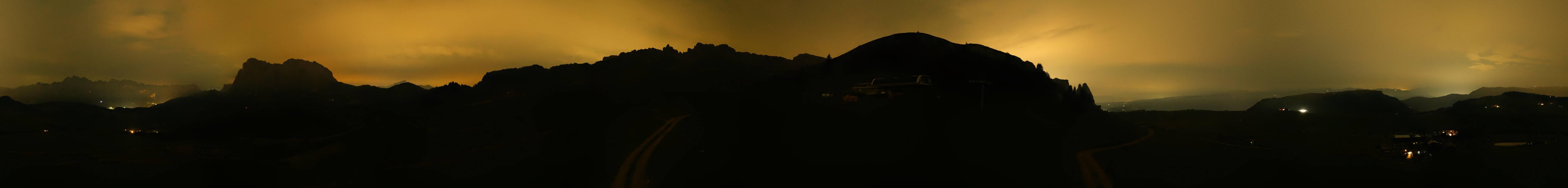 Archiv Foto Webcam Goldknopf auf der Seiser Alm