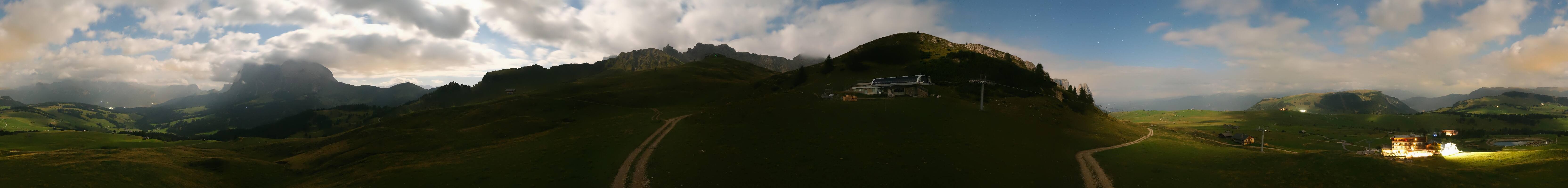 Archiv Foto Webcam Goldknopf auf der Seiser Alm