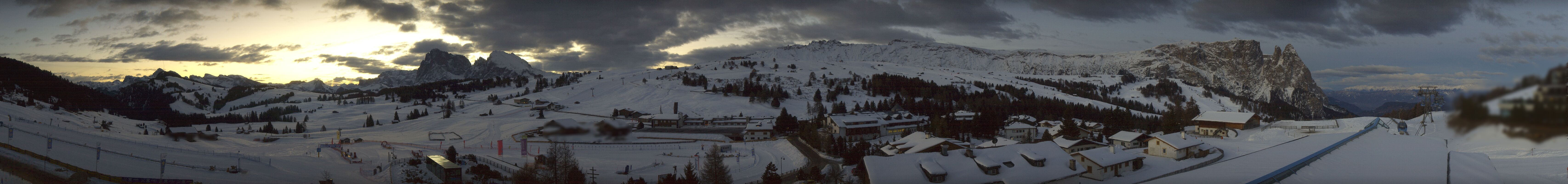 Archived image Webcam Panoramic View Compatsch