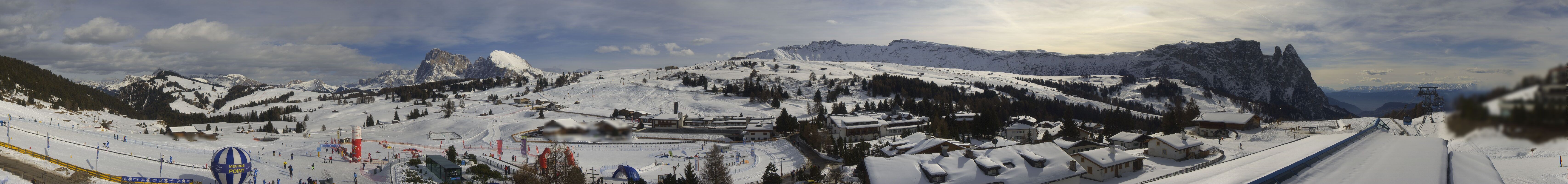 Archived image Webcam Panoramic View Compatsch