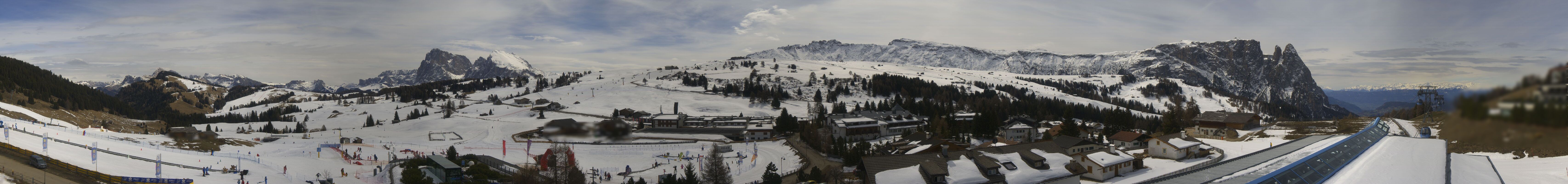 Archived image Webcam Panoramic View Compatsch