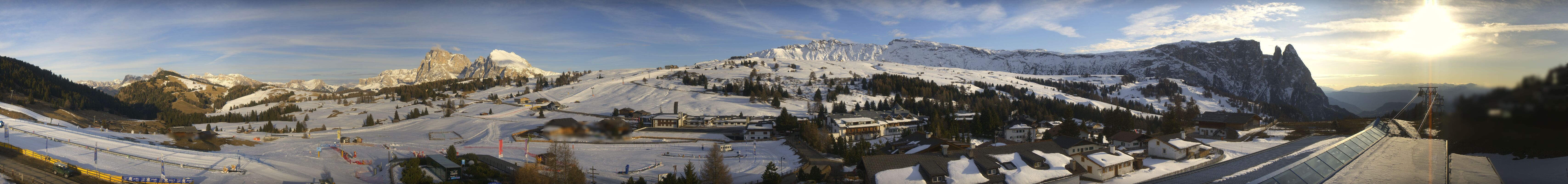 Archived image Webcam Panoramic View Compatsch