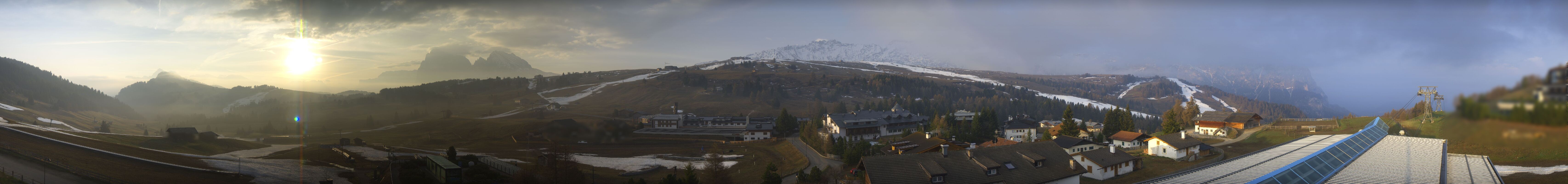 Archived image Webcam Panoramic View Compatsch