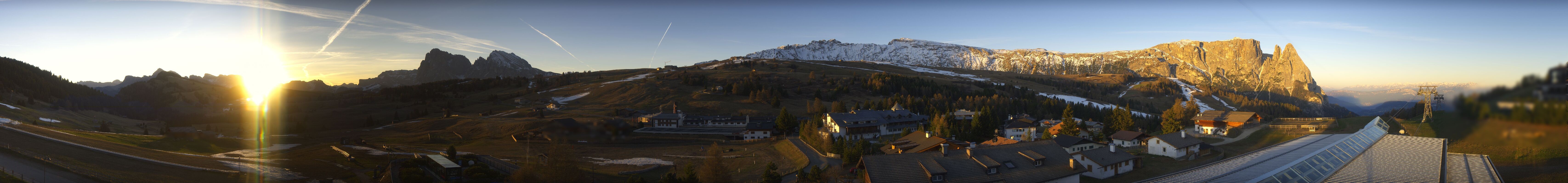 Archived image Webcam Panoramic View Compatsch