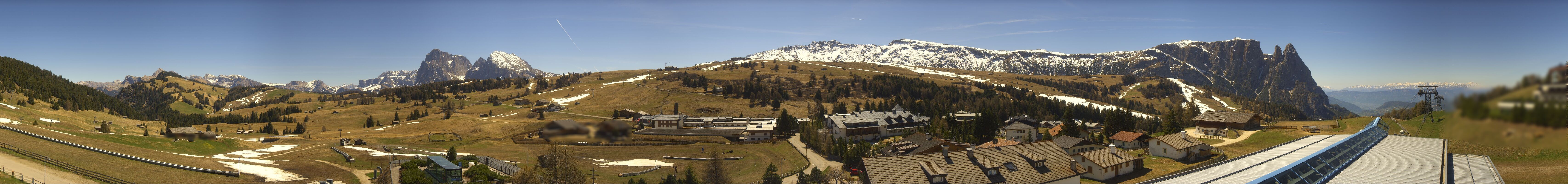 Archived image Webcam Panoramic View Compatsch