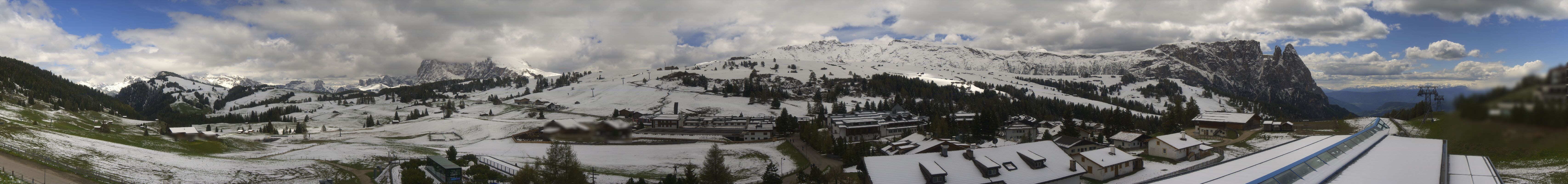 Archived image Webcam Panoramic View Compatsch