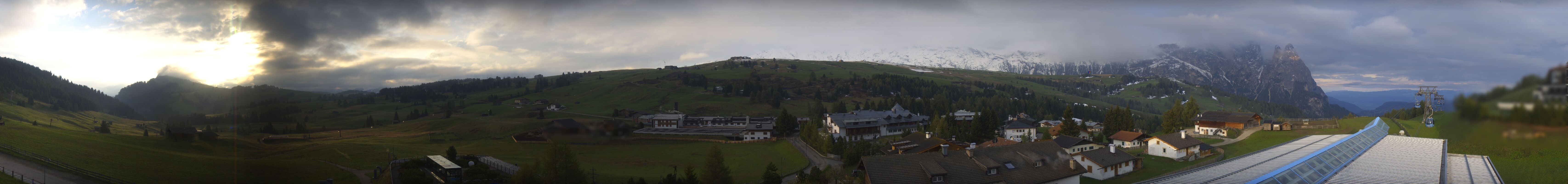Archived image Webcam Panoramic View Compatsch