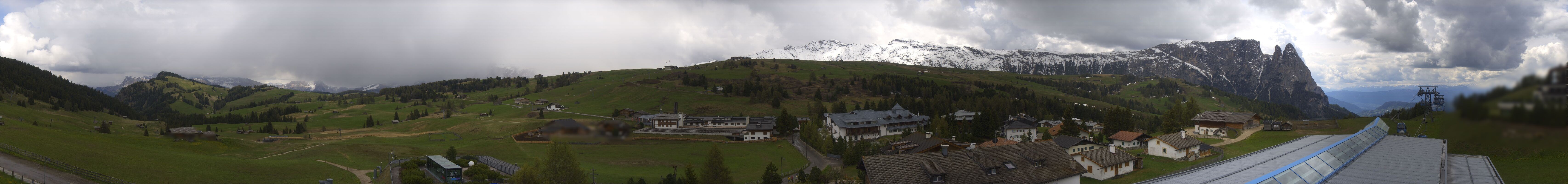 Archived image Webcam Panoramic View Compatsch