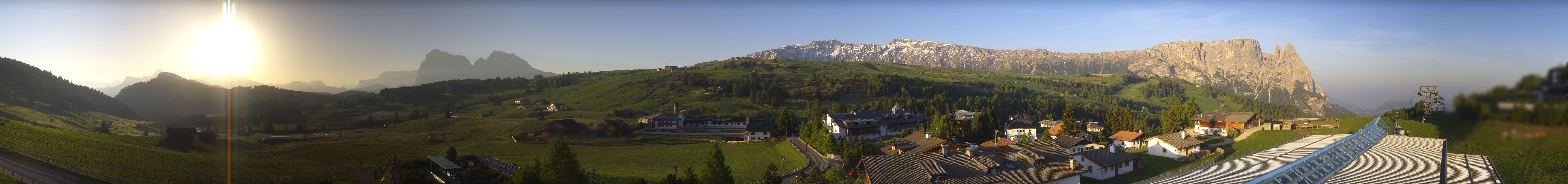 Archived image Webcam Panoramic View Compatsch