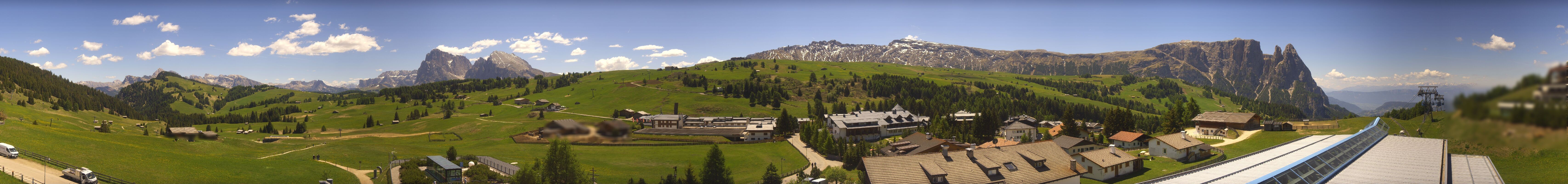 Archived image Webcam Panoramic View Compatsch