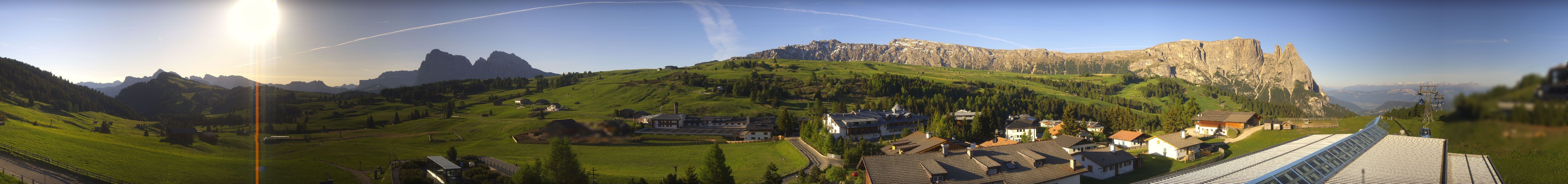 Archived image Webcam Panoramic View Compatsch