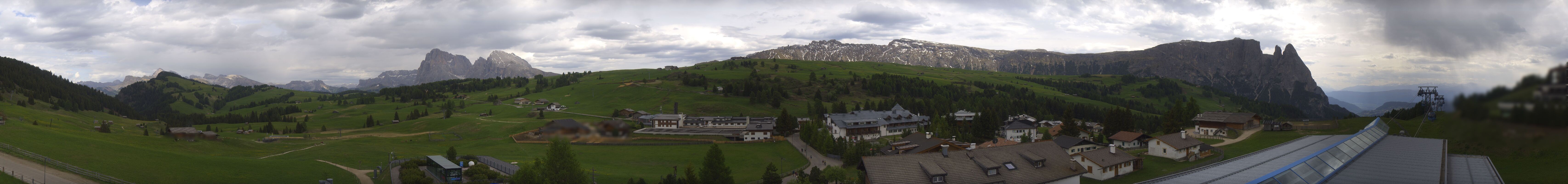 Archived image Webcam Panoramic View Compatsch