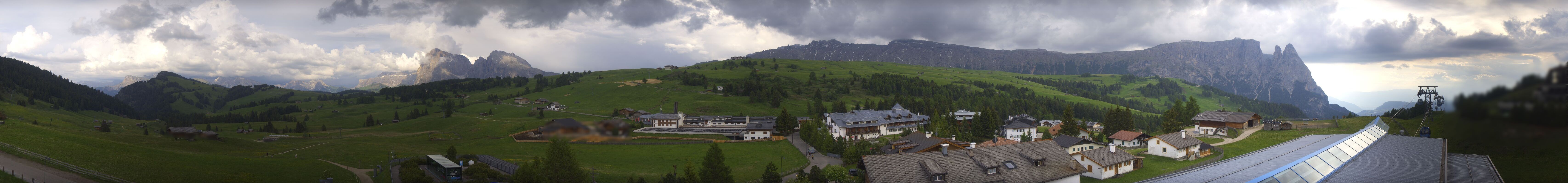 Archived image Webcam Panoramic View Compatsch