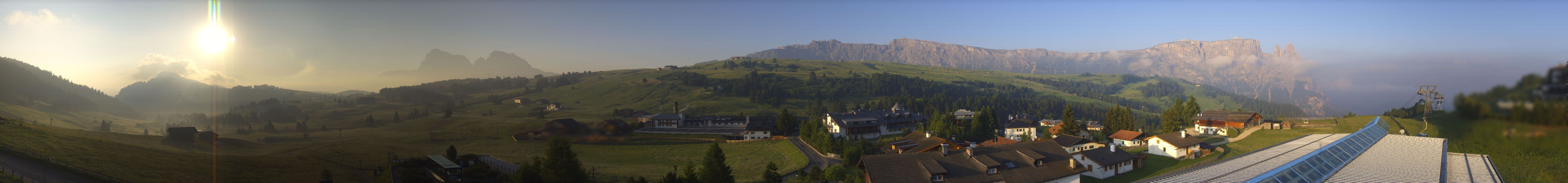 Archived image Webcam Panoramic View Compatsch