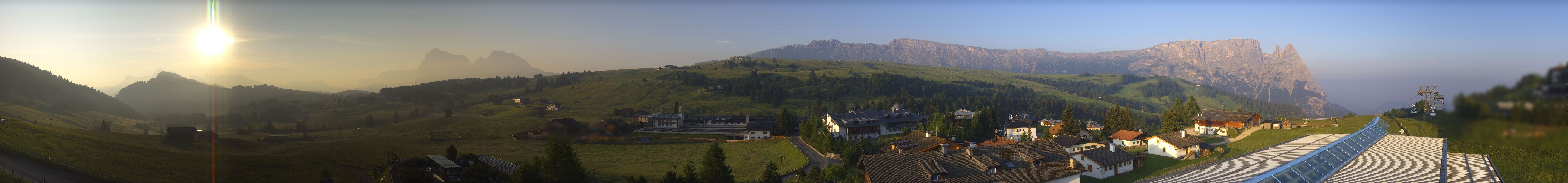 Archived image Webcam Panoramic View Compatsch