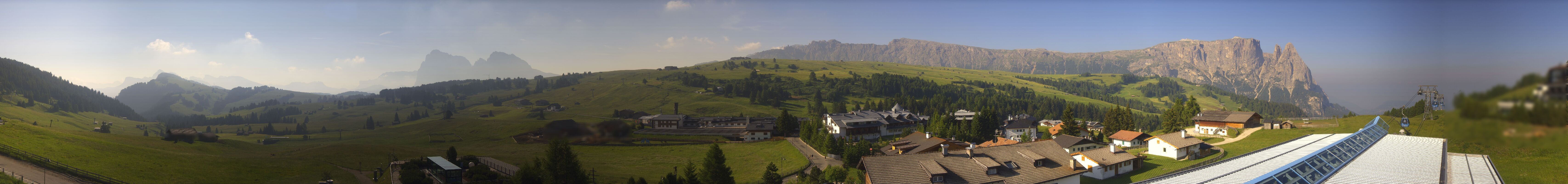 Archived image Webcam Panoramic View Compatsch