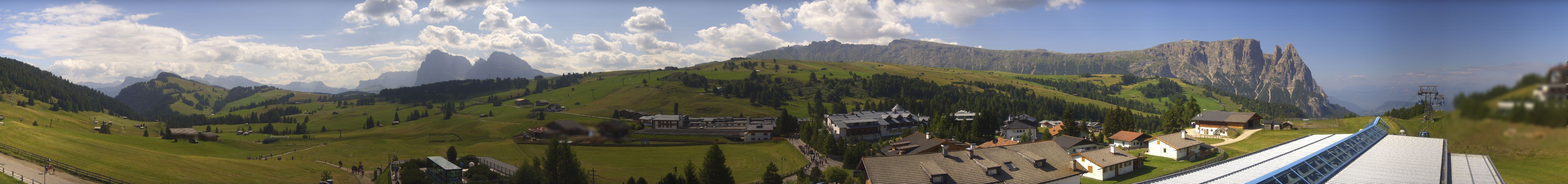Archived image Webcam Panoramic View Compatsch