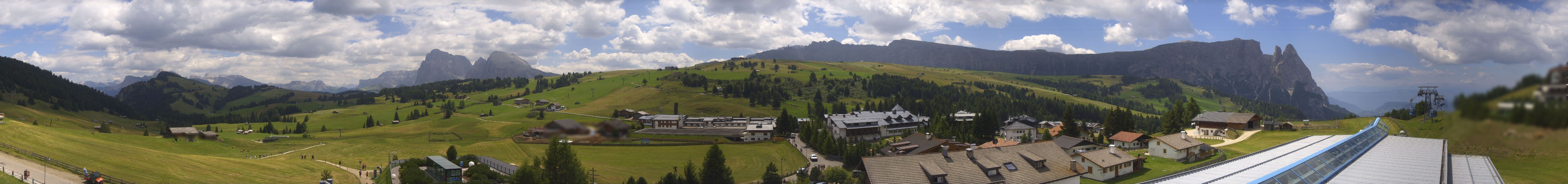 Archived image Webcam Panoramic View Compatsch