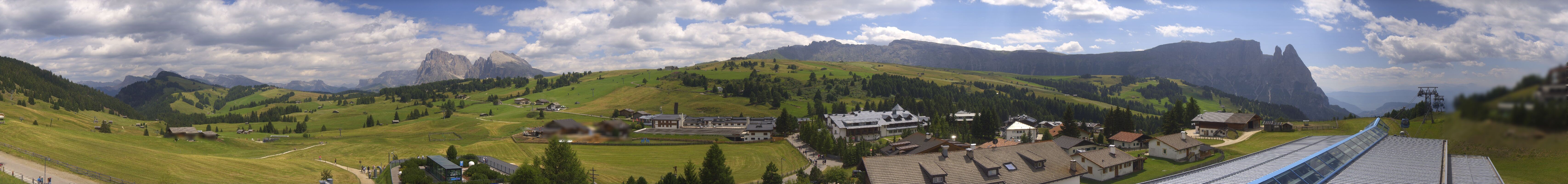 Archived image Webcam Panoramic View Compatsch