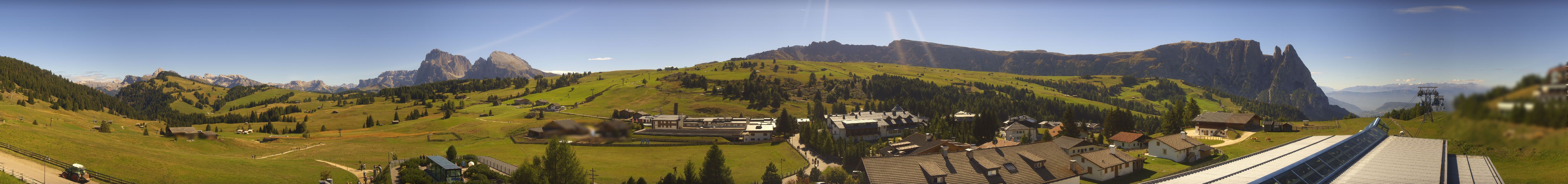 Archived image Webcam Panoramic View Compatsch