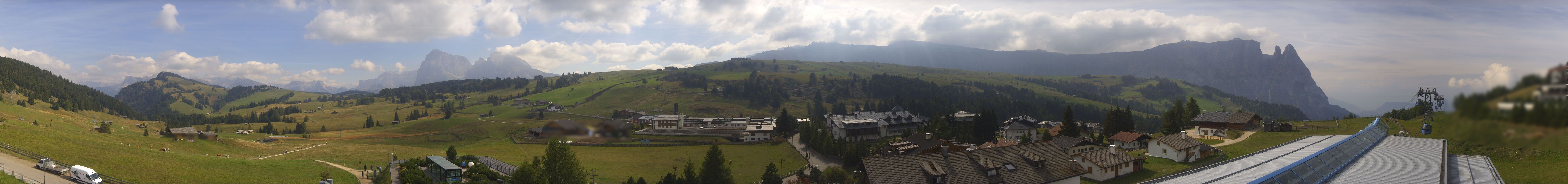 Archived image Webcam Panoramic View Compatsch