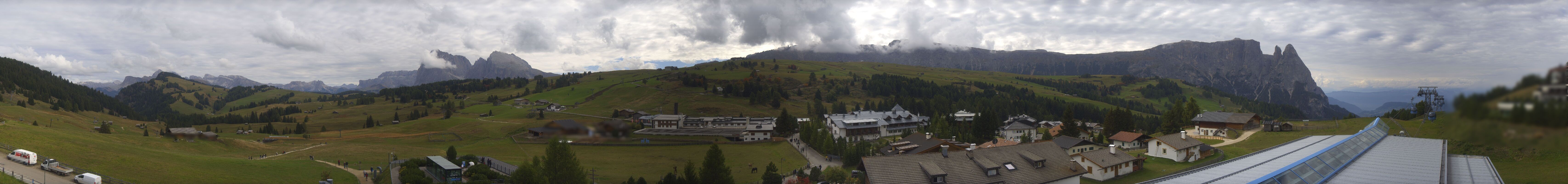 Archived image Webcam Panoramic View Compatsch