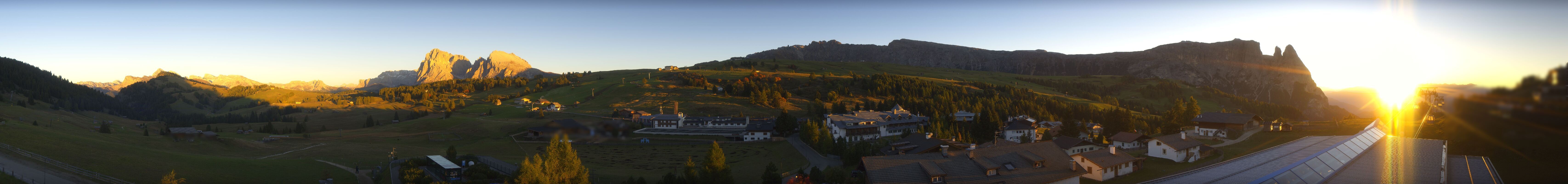 Archived image Webcam Panoramic View Compatsch