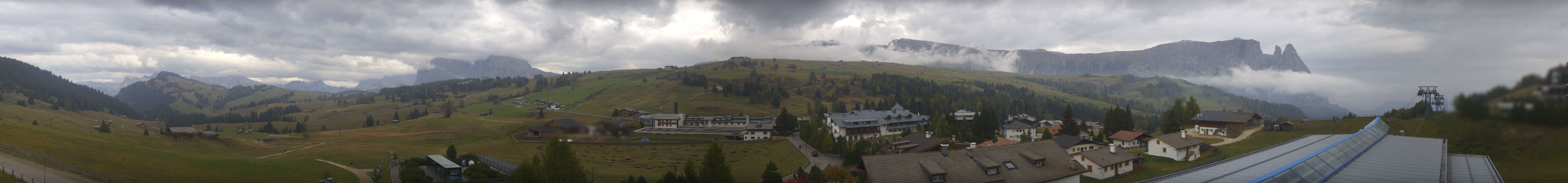 Archived image Webcam Panoramic View Compatsch