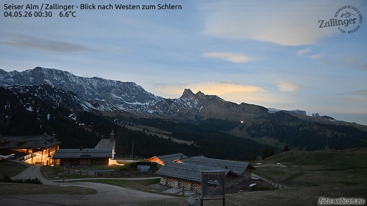 Archived image Webcam Almgasthof Zallinger