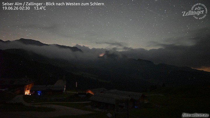 Archived image Webcam Almgasthof Zallinger