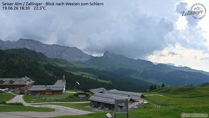 Archiv Foto Webcam Almgasthof Zallinger (Dolomiten)
