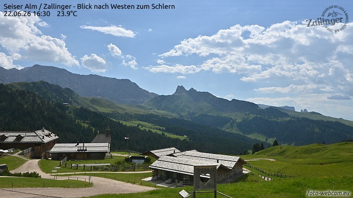 Archived image Webcam Almgasthof Zallinger