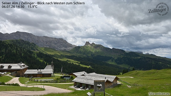Archived image Webcam Almgasthof Zallinger