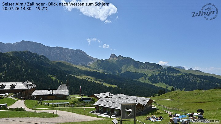 Archived image Webcam Almgasthof Zallinger