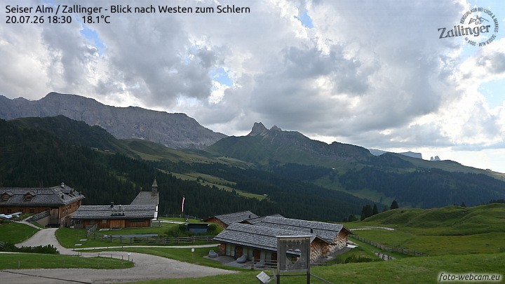 Archived image Webcam Almgasthof Zallinger