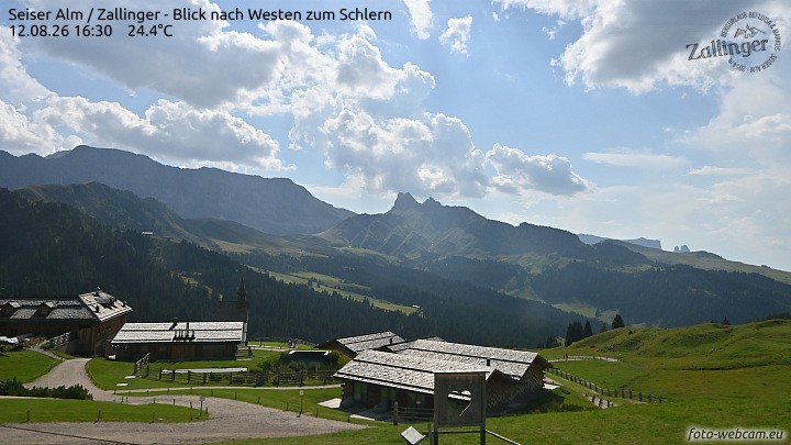Archiv Foto Webcam Almgasthof Zallinger (Dolomiten)