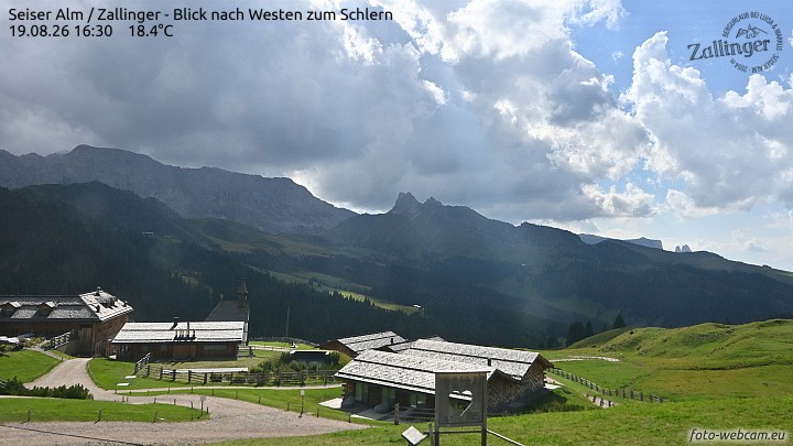 Archived image Webcam Almgasthof Zallinger