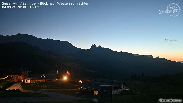 Archived image Webcam Almgasthof Zallinger