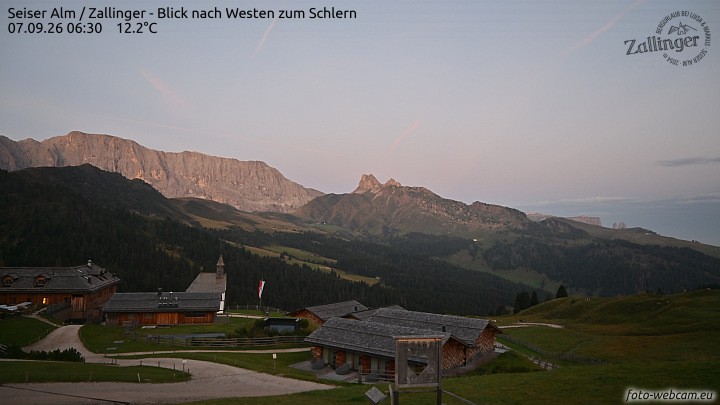 Archived image Webcam Almgasthof Zallinger