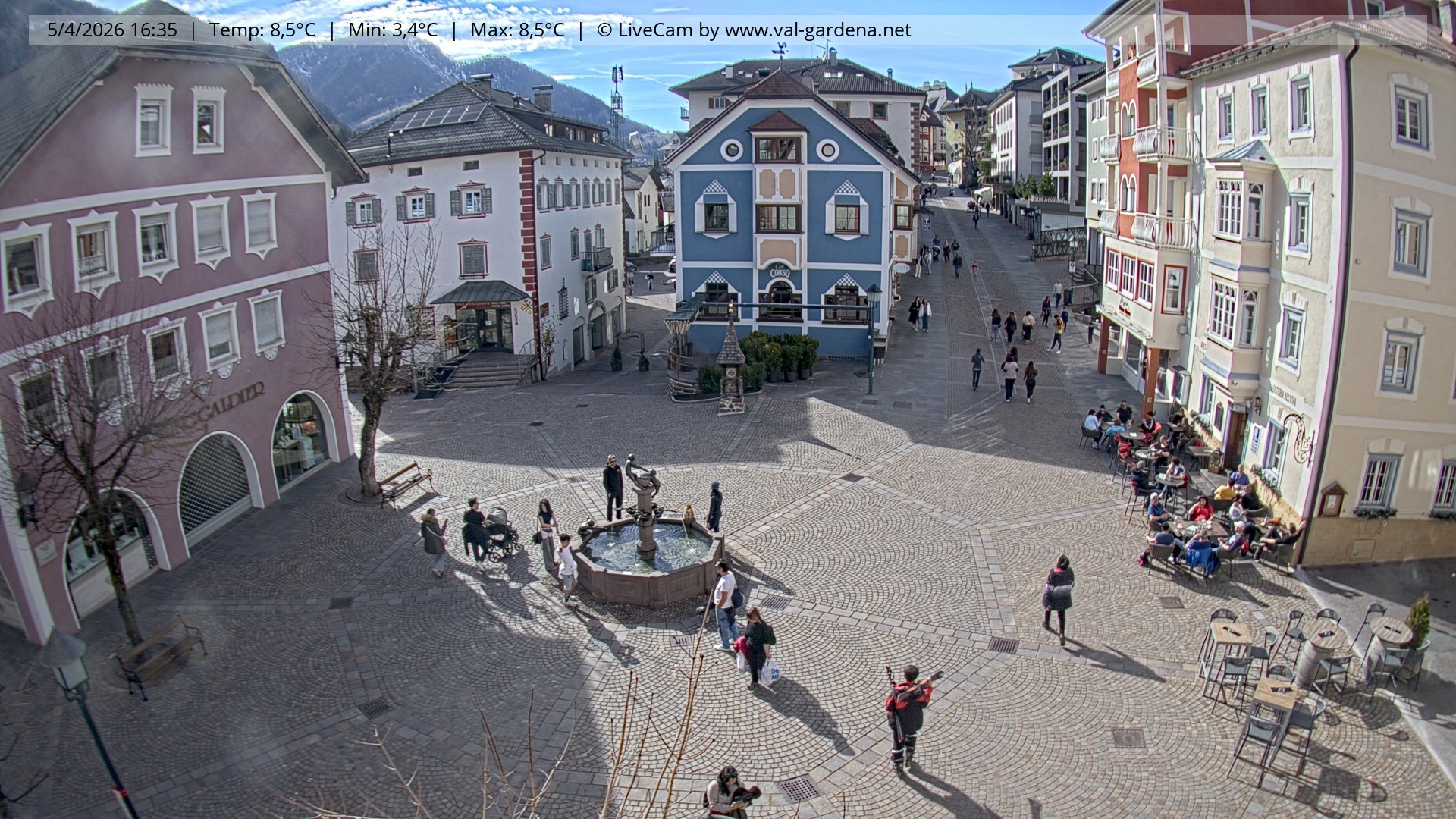 Archived image Webcam Village St. Ulrich, South Tyrol