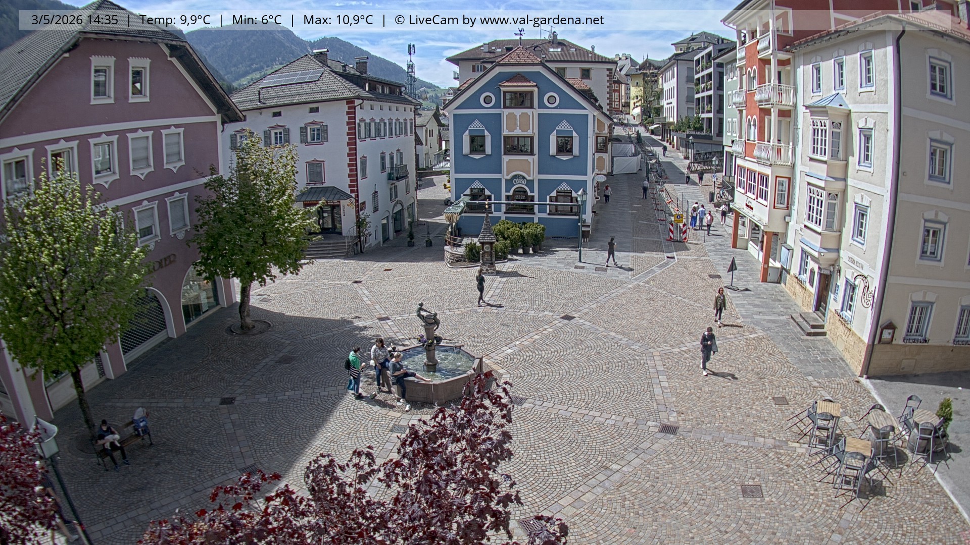 Archived image Webcam Village St. Ulrich, South Tyrol