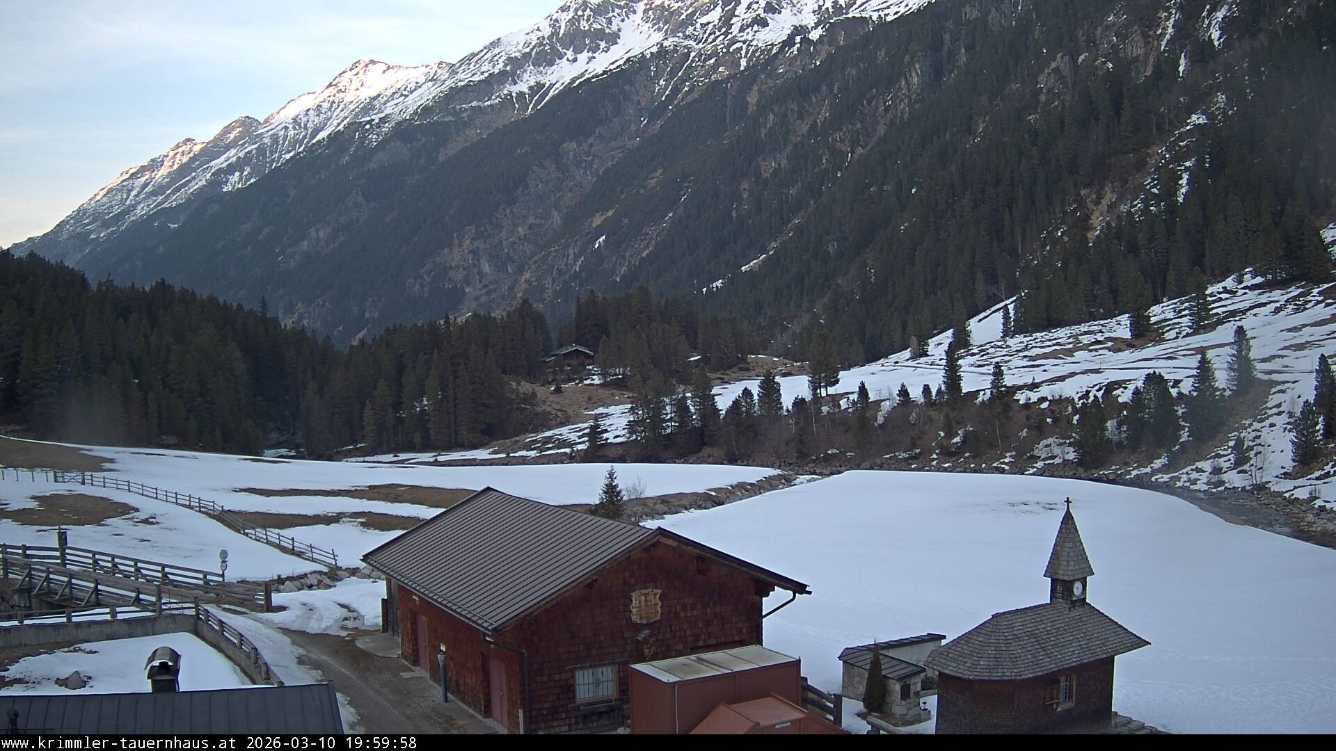 Archiv Foto Webcam Krimmler Tauernhaus Süd (Zillertal Arena)