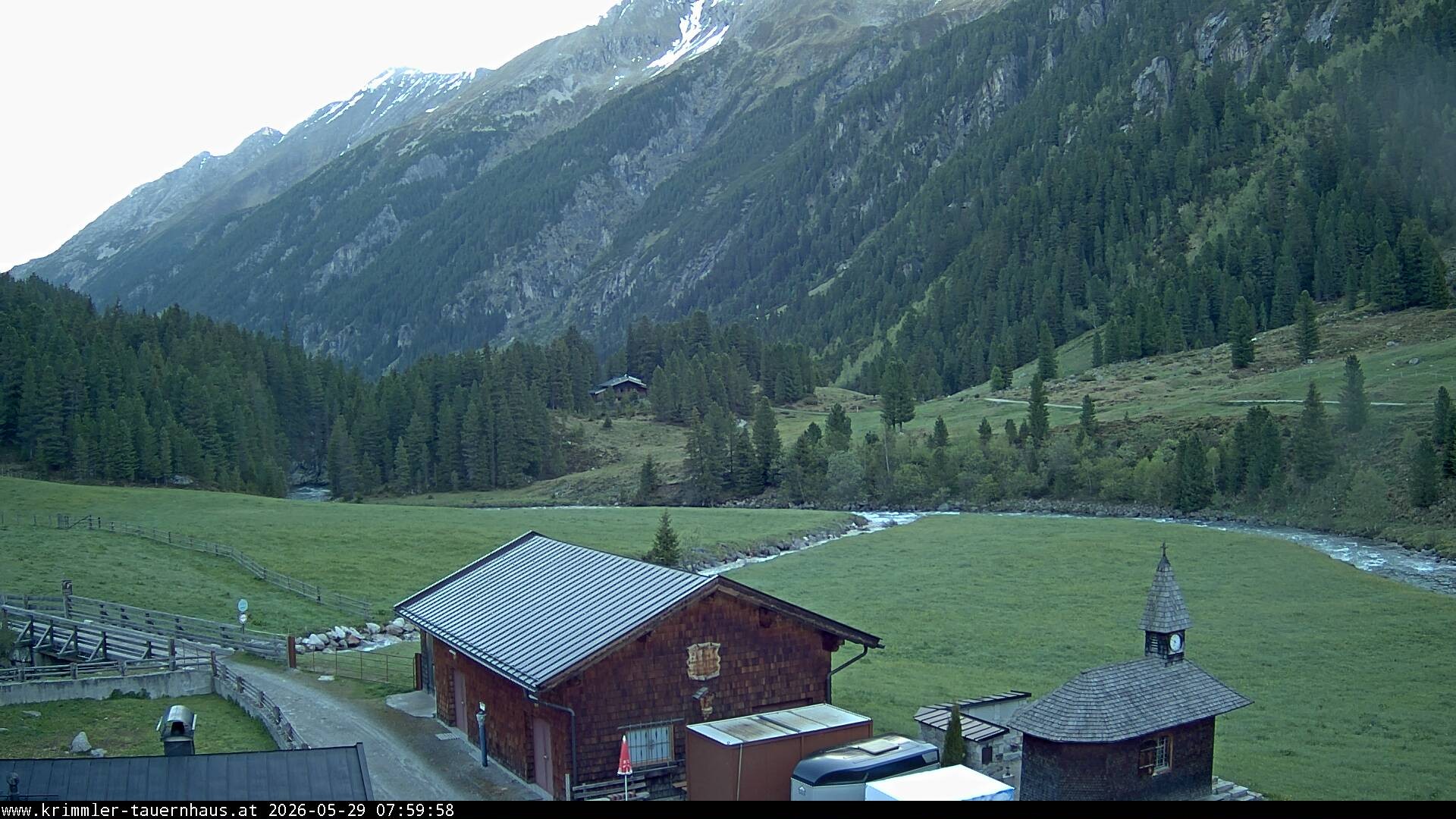 Archiv Foto Webcam Krimmler Tauernhaus Süd (Zillertal Arena)