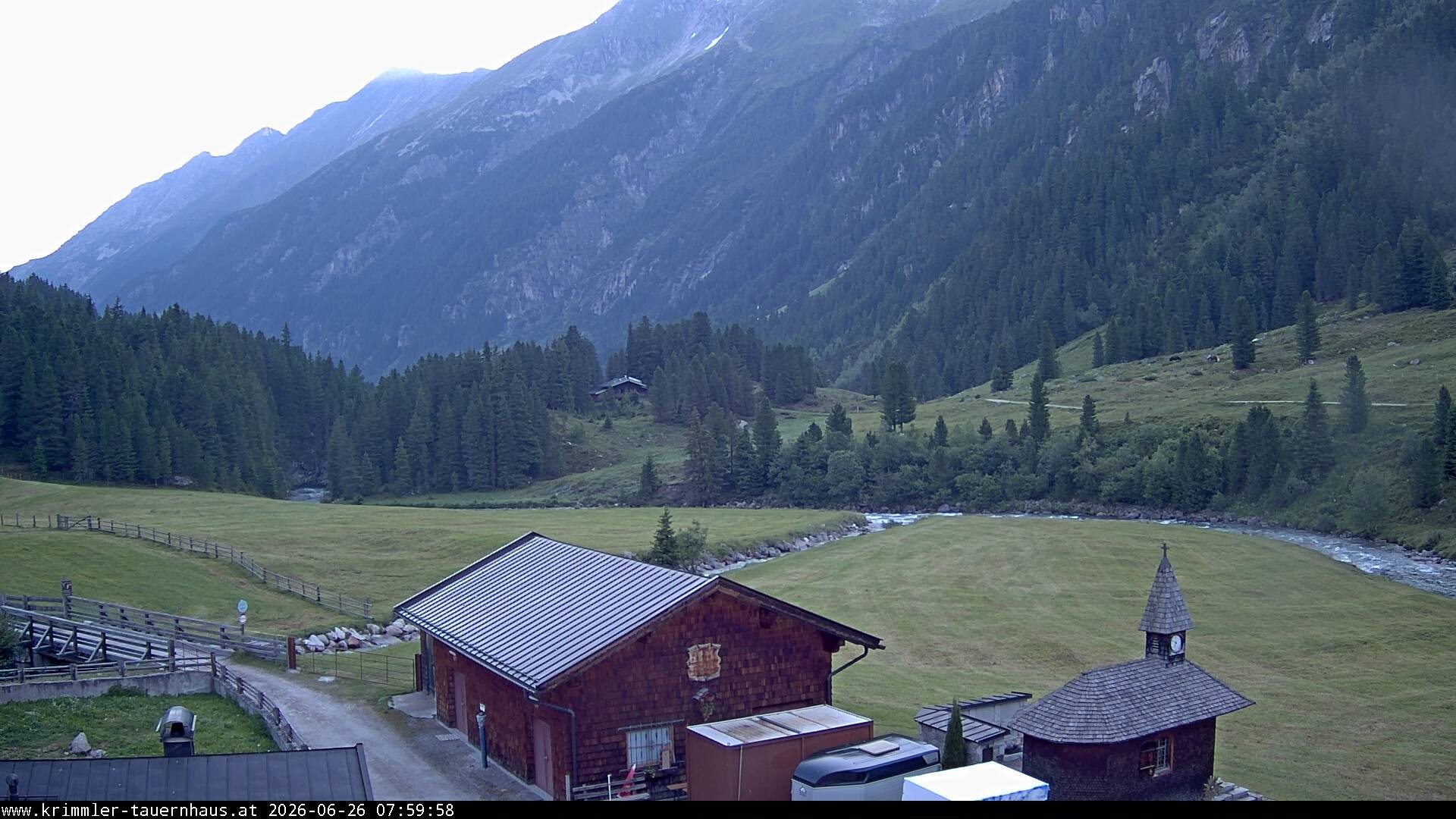 Archiv Foto Webcam Krimmler Tauernhaus Süd (Zillertal Arena)