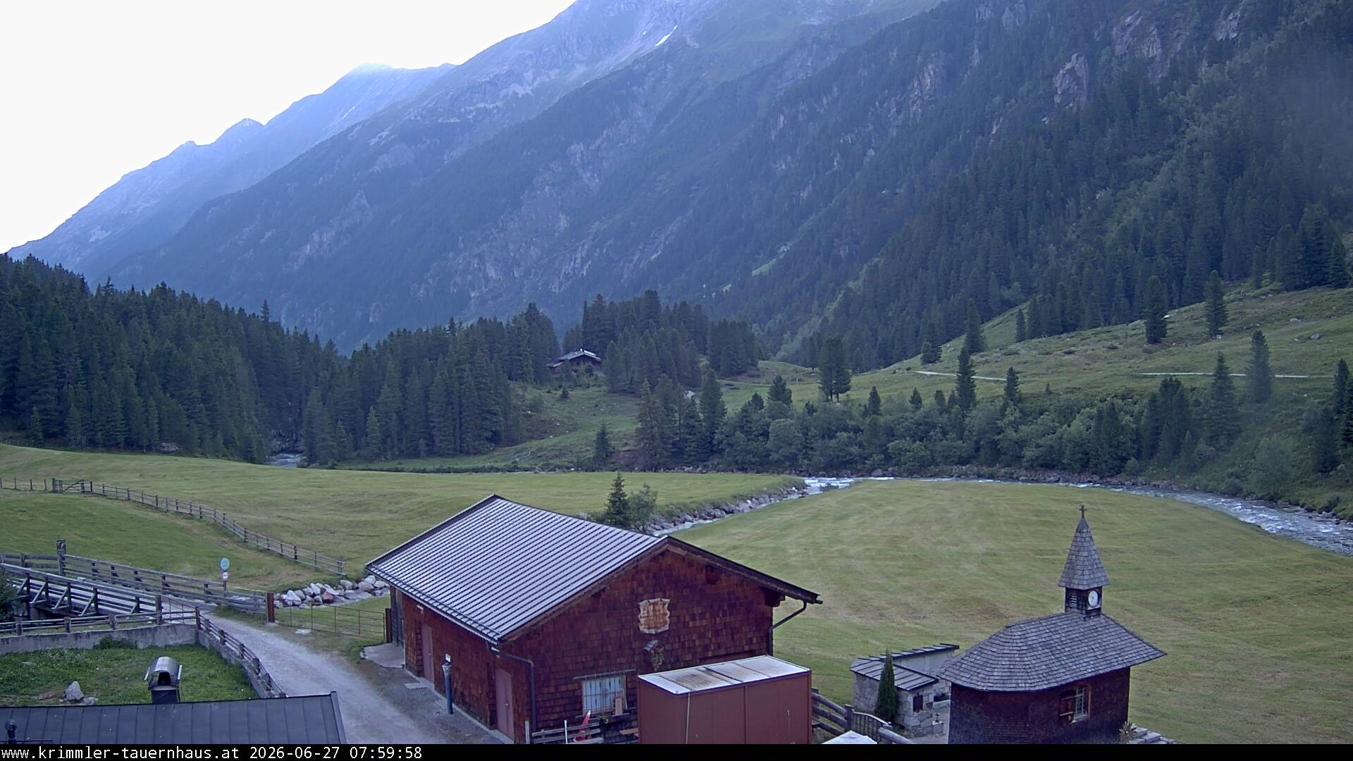 Archiv Foto Webcam Krimmler Tauernhaus Süd (Zillertal Arena)